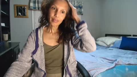 Snapshot of allgood4u chatting on October 2025 11:16:01 PM wishlist on bio online show from October 2025 11:16:01 PM