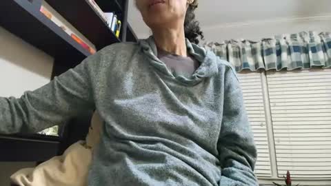 Snapshot of allgood4u chatting on November 2025 11:03:01 PM wishlist on bio online show from November 2025 11:03:01 PM