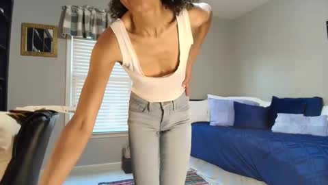 Snapshot of allgood4u chatting on November 2025 10:04:01 PM wishlist on bio online show from November 2025 10:04:01 PM