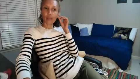 Snapshot of allgood4u chatting on November 2025 11:59:02 PM wishlist on bio online show from November 2025 11:59:02 PM