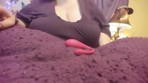 Alli Kat online show from February 2025 09:08:02 AM