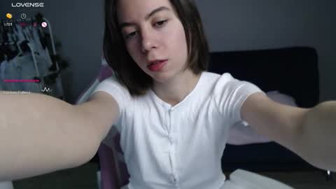 alice online show from December 2025 09:42:01 PM