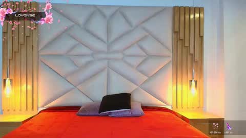 Snapshot of allie_pearl chatting on December 2025 12:03:02 PM Aliie online show from December 2025 12:03:02 PM