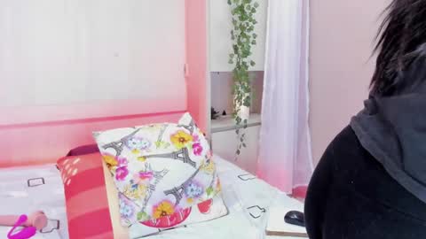 ALISON   online show from March 2026 07:40:01 PM