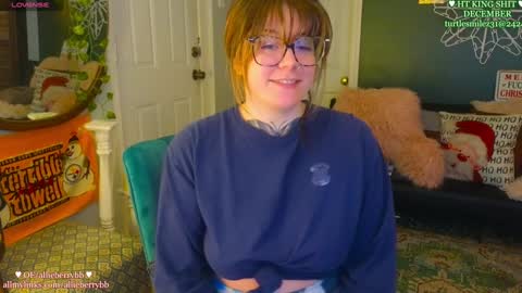 Snapshot of allieberrybb chatting on December 2024 01:45:01 PM bb online show from December 2024 01:45:01 PM