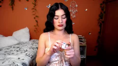 Allie  online show from October 2025 06:07:02 PM