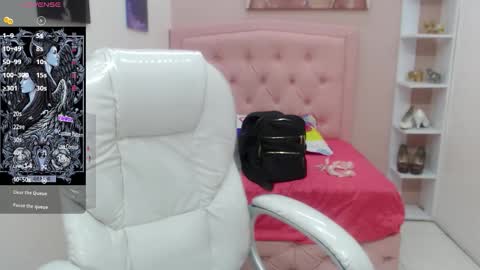 Snapshot of allison_garcia chatting on November 2025 02:49:02 PM ALLISON online show from November 2025 02:49:02 PM