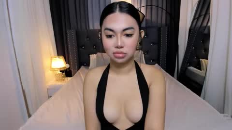 Snapshot of allison_maive chatting on September 2025 08:14:02 AM Allison online show from September 2025 08:14:02 AM