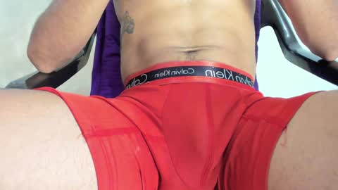 Snapshot of allisonjustingb chatting on January 2025 01:42:02 AM AllisonJustin online show from January 2025 01:42:02 AM