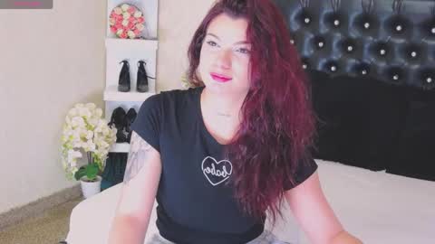 Snapshot of allisonn223 chatting on May 2026 12:25:02 PM Deea online show from May 2026 12:25:02 PM