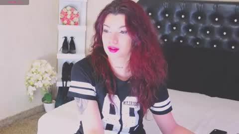 Snapshot of allisonn223 chatting on June 2026 12:08:01 PM Deea online show from June 2026 12:08:01 PM