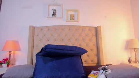 allisson online show from November 2025 12:06:01 PM