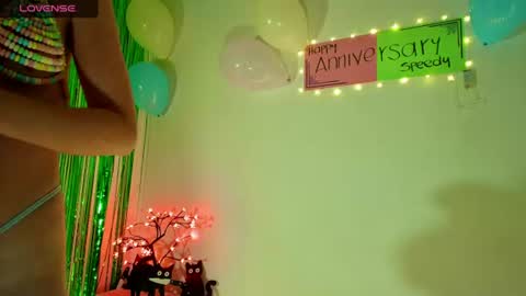 Snapshot of allisson_rose chatting on June 2026 05:12:01 AM Alli online show from June 2026 05:12:01 AM