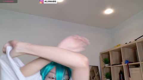 Snapshot of alllinaeve chatting on March 2025 01:57:02 PM Alina online show from March 2025 01:57:02 PM