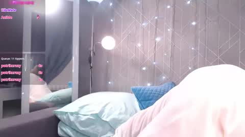 Snapshot of alluregolden chatting on December 2024 01:35:01 AM Alluregolden online show from December 2024 01:35:01 AM