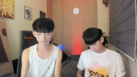 Snapshot of alluring_alpha chatting on November 2025 03:56:02 PM kim and josh online show from November 2025 03:56:02 PM