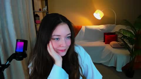 alluringeyess online show from February 2026 05:31:01 PM