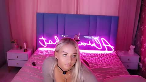 AlwaysHot online show from March 2026 02:07:01 AM