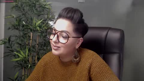         online show from February 2025 09:48:02 PM