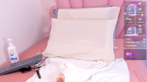 Allyson online show from October 2025 09:57:01 PM