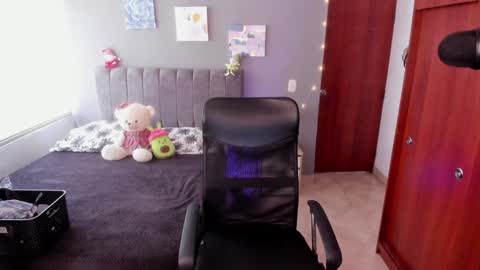 ANNA online show from January 2025 04:23:02 PM