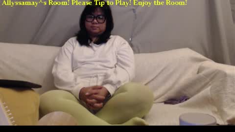 Allyssamay online show from December 2025 04:22:01 AM