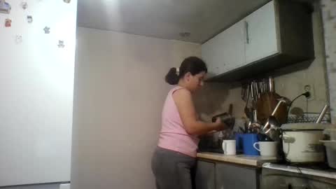 Alma online show from December 2024 10:38:02 PM