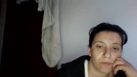 Snapshot of alma_amy chatting on March 2026 08:47:01 PM Alma online show from March 2026 08:47:01 PM