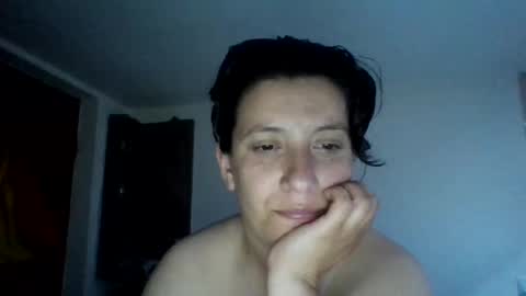 Snapshot of alma_amy chatting on April 2026 08:13:02 PM Alma online show from April 2026 08:13:02 PM