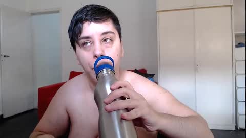 Snapshot of almondonwheels chatting on January 2025 08:29:01 PM Almond online show from January 2025 08:29:01 PM