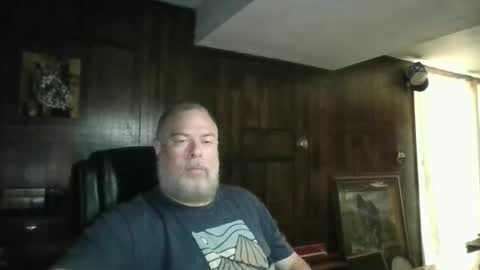 Snapshot of almostdaylight chatting on November 2025 07:16:01 PM AlmostDaylight online show from November 2025 07:16:01 PM