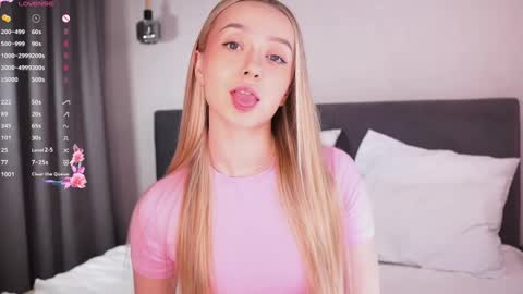 Lia online show from March 2026 03:06:02 AM