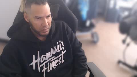 simplyfaded online show from February 2025 08:33:02 PM