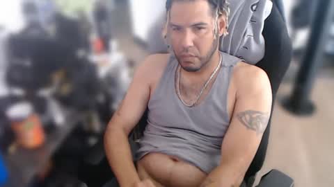 Snapshot of aloha_king chatting on March 2025 09:57:01 PM simplyfaded online show from March 2025 09:57:01 PM