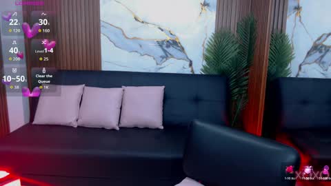 alonddra_tay online show from April 2026 11:37:01 AM