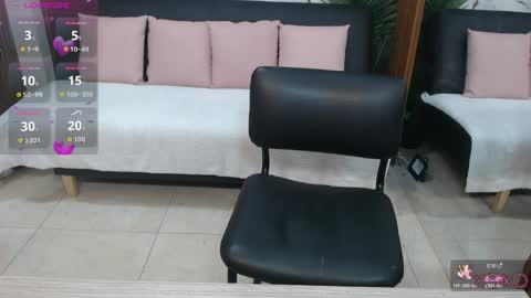 alonddra_tay online show from April 2026 11:26:01 AM