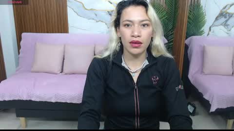 alonddra_tay online show from April 2026 11:44:02 AM