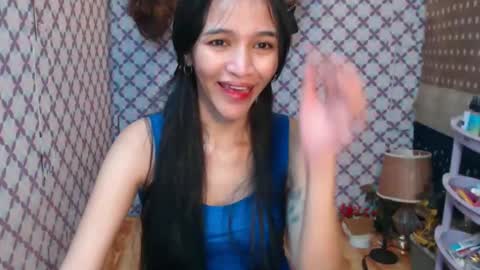 Alondra  online show from October 2025 03:12:01 PM