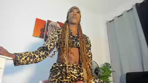 alondra online show from July 2026 01:19:01 AM