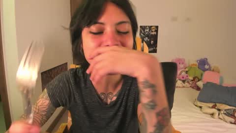 luca or garu D online show from January 2025 04:25:01 AM