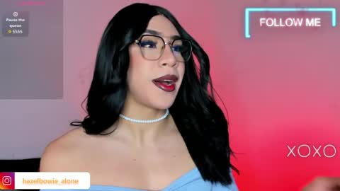 Snapshot of alonehazel chatting on December 2025 03:11:01 AM Hazel Bowie online show from December 2025 03:11:01 AM