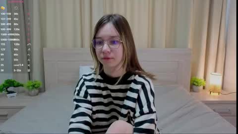 Snapshot of aloreanna chatting on March 2026 05:57:01 AM Alorenna online show from March 2026 05:57:01 AM