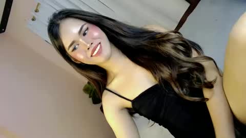 Snapshot of alove_too_last chatting on January 2025 02:06:01 PM LEXY online show from January 2025 02:06:01 PM