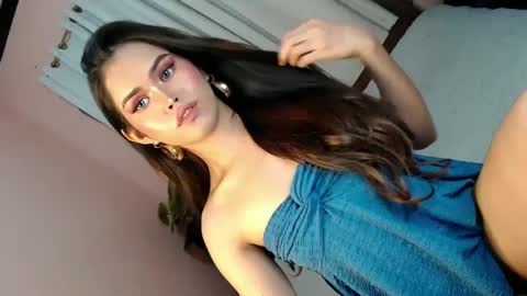 Snapshot of alove_too_last chatting on January 2025 01:41:01 PM LEXY online show from January 2025 01:41:01 PM