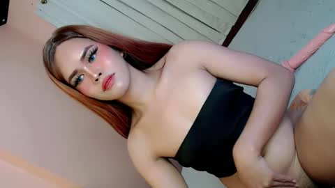 Snapshot of alove_too_last chatting on January 2025 06:03:02 PM LEXY online show from January 2025 06:03:02 PM