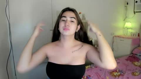 Snapshot of alovelydollnica chatting on July 2026 11:58:01 PM alovelydollnica online show from July 2026 11:58:01 PM