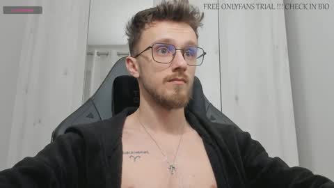 Snapshot of alphaboyfun chatting on January 2025 03:16:02 AM Andi online show from January 2025 03:16:02 AM