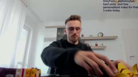 Snapshot of alphaboyfun chatting on October 2025 12:13:02 PM Andi online show from October 2025 12:13:02 PM