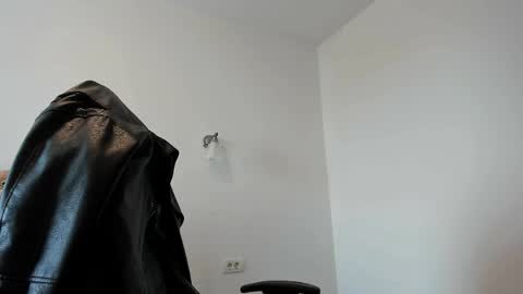 Snapshot of alphagodleatherking92 chatting on June 2026 02:33:01 PM LeatherMaster online show from June 2026 02:33:01 PM