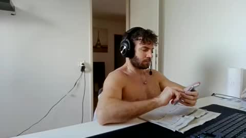 alphah_hunk online show from January 2026 12:31:01 PM